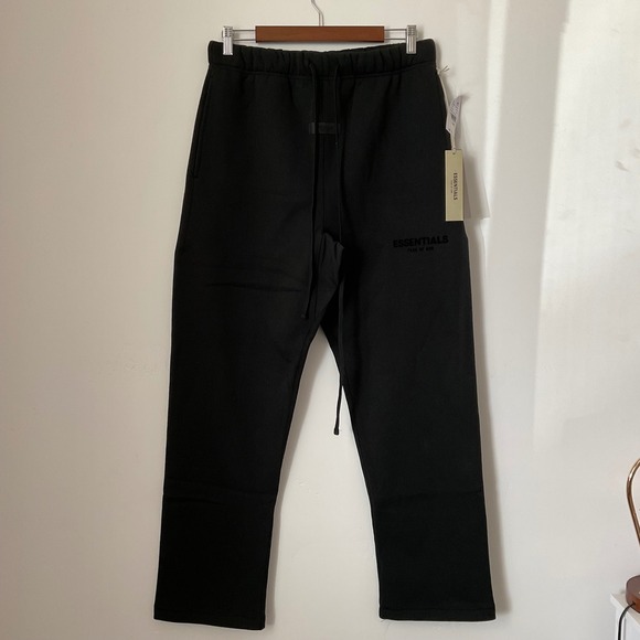 Fear of God Essentials Sweatpants Mens M Black NEW Logo Joggers Streetwear